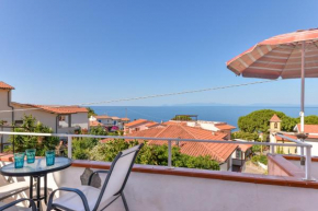 Appartamento con vista mare Chiessi Chiessi